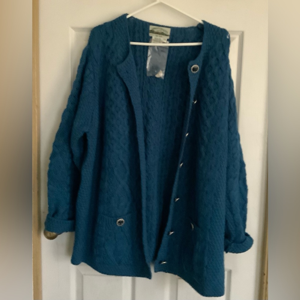 Aran crafts Ireland 100% merino wool, cable knit woman’s sweater, size XXL